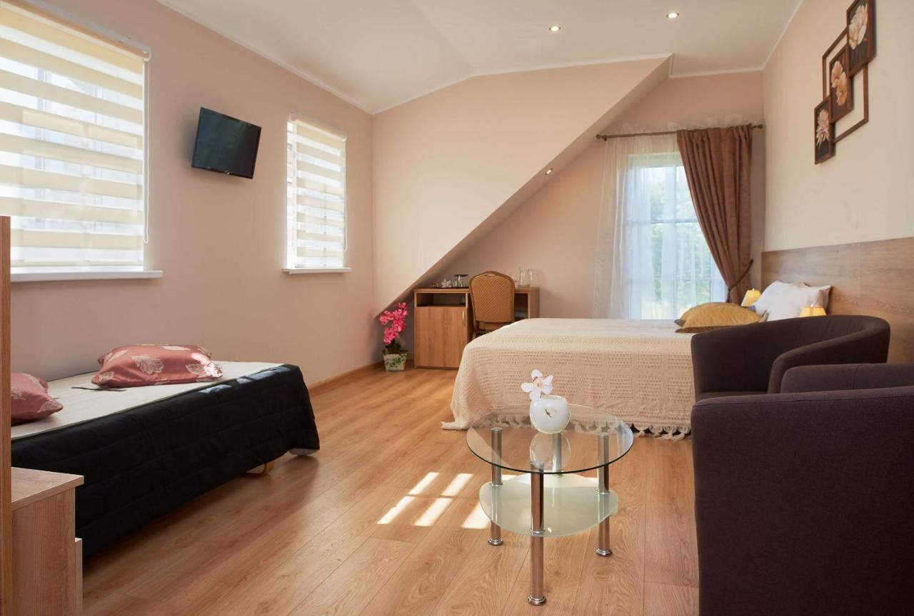 "Trakaitis" Nameliai Hotel Kültér fotó
